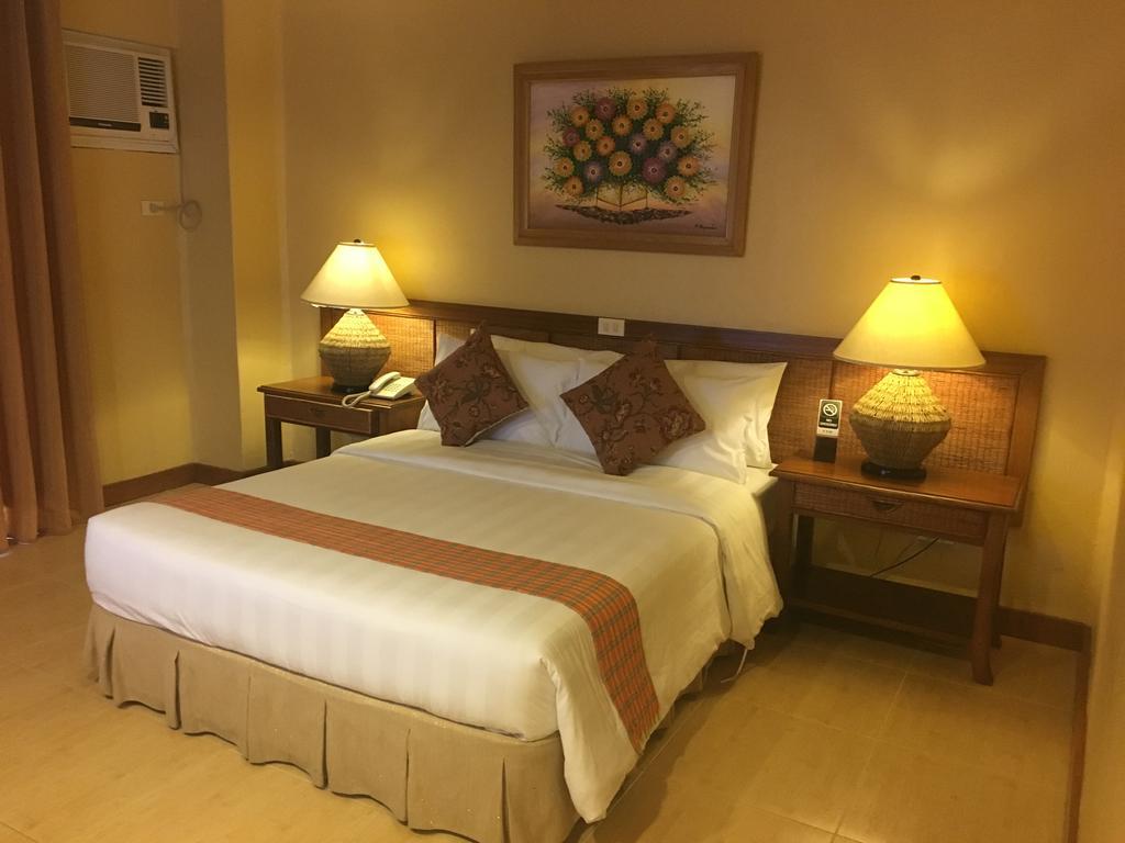 Java Hotel Laoag Luaran gambar