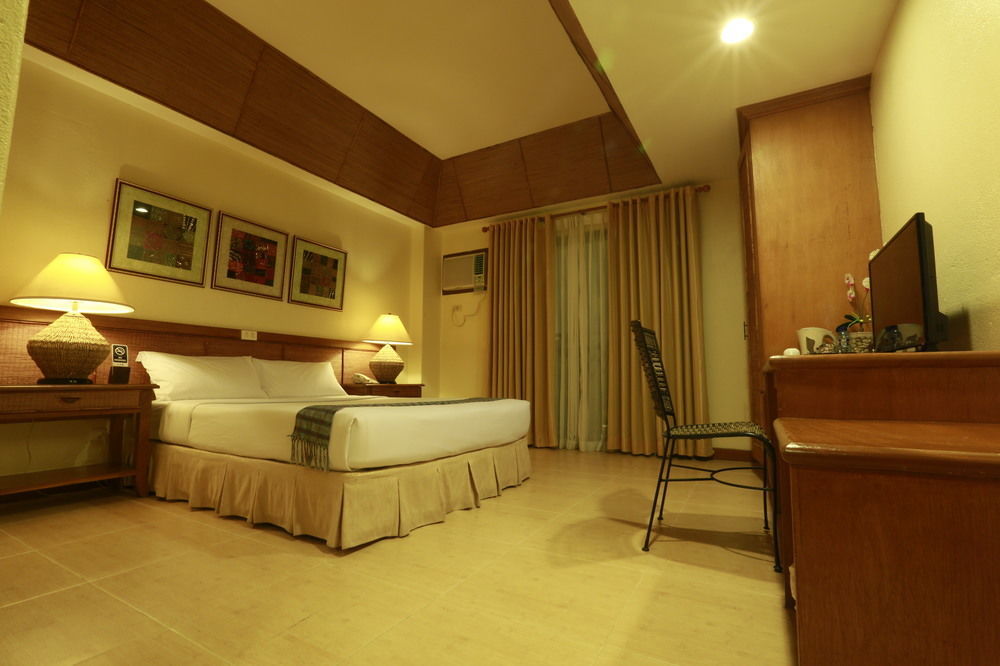 Java Hotel Laoag Luaran gambar