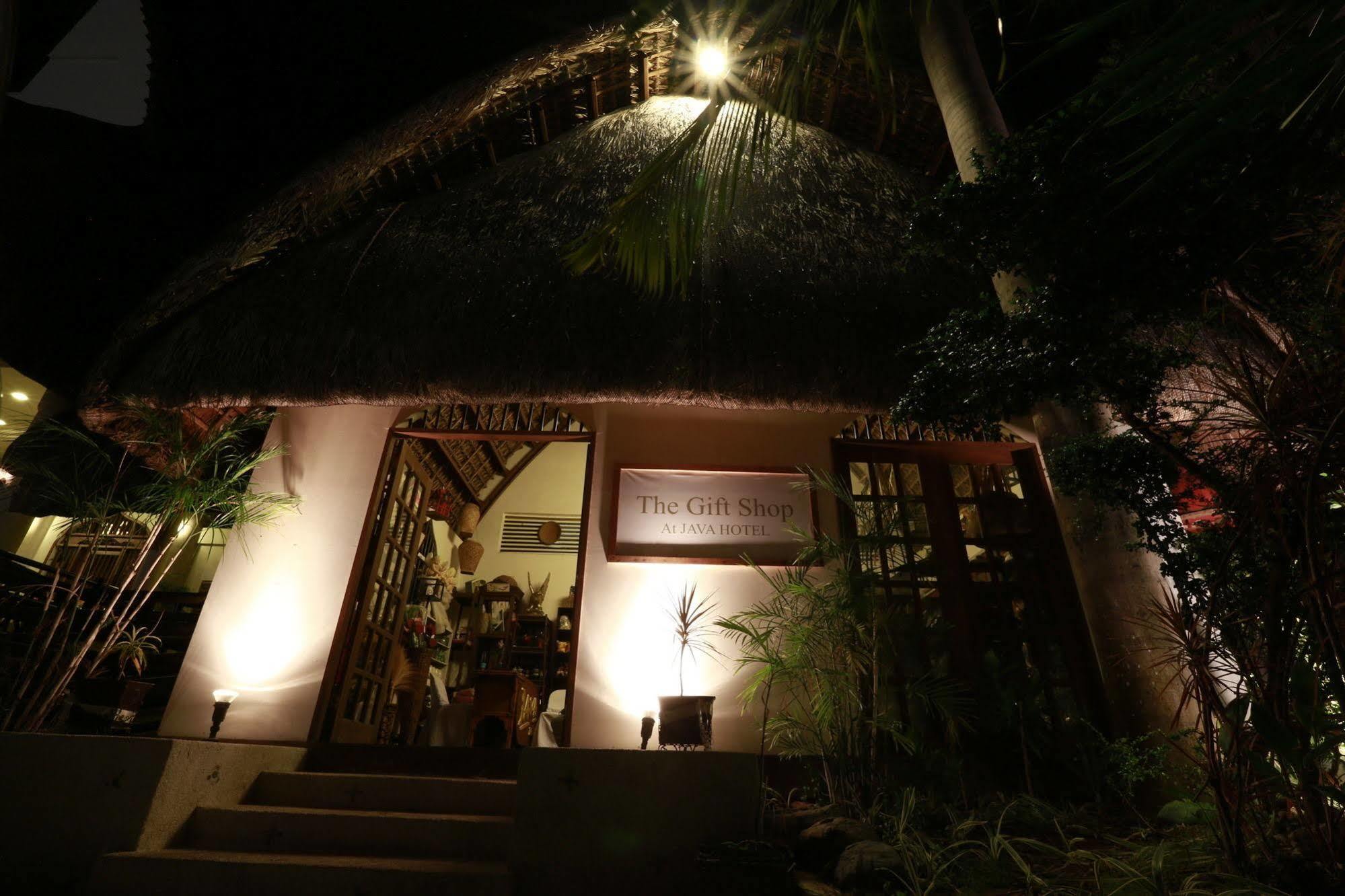 Java Hotel Laoag Luaran gambar